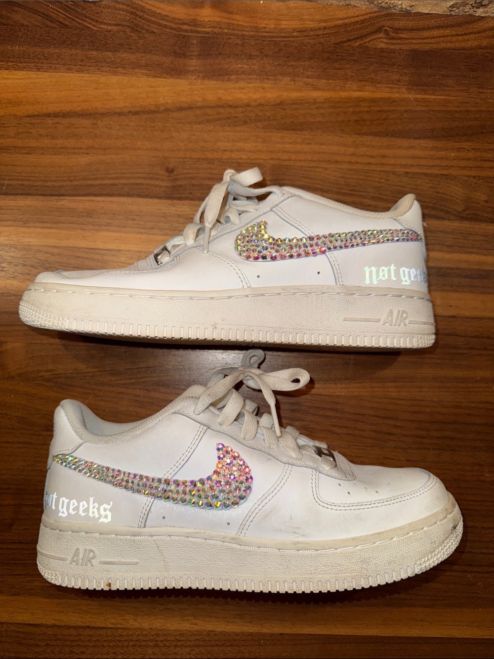 NIKE Sneakers